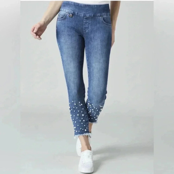 Lisette | Betty  Denim Jeans with Faux Pearl Bottoms - Picture 2 of 11